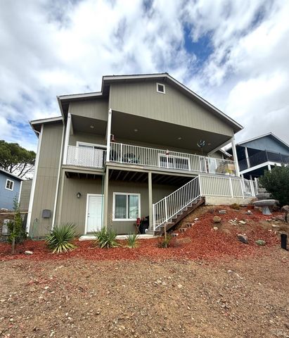 11921 Lakeshore Dr, Clearlake, CA 95422