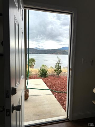 11921 Lakeshore Dr, Clearlake, CA 95422