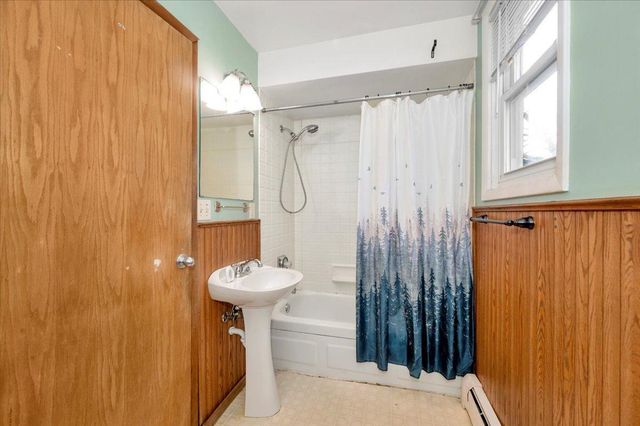 1117 Hammond Avenue, Superior, WI 54880