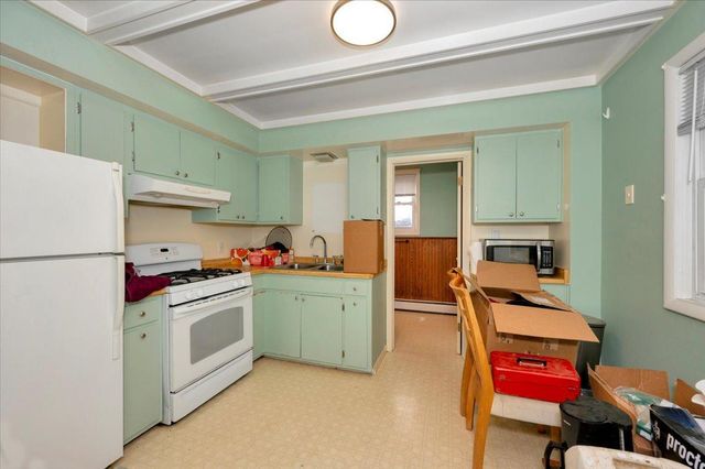 1117 Hammond Avenue, Superior, WI 54880