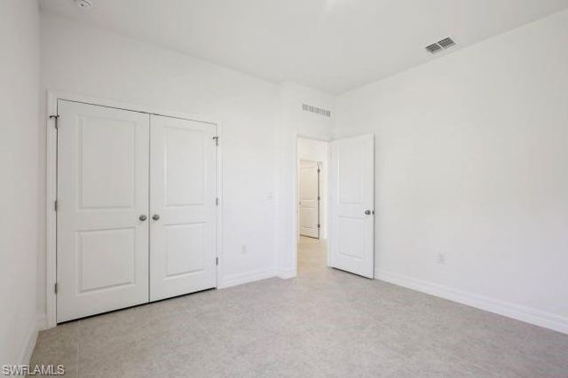 1946 NE 15th ST, Cape Coral, FL 33909