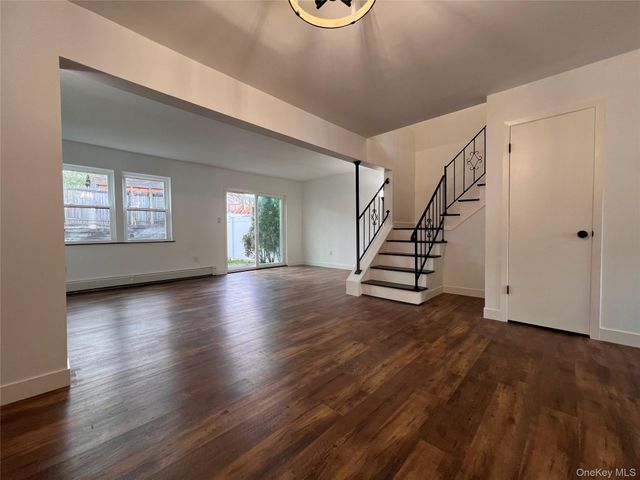 524 Saracino Drive, Maybrook, NY 12543