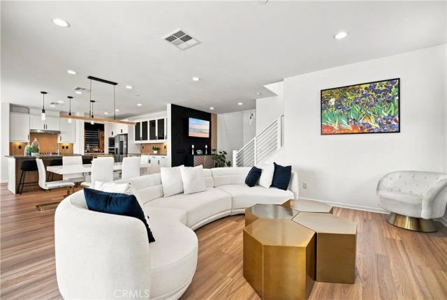 18751 Cedar Crest, Canyon Country, CA 91387