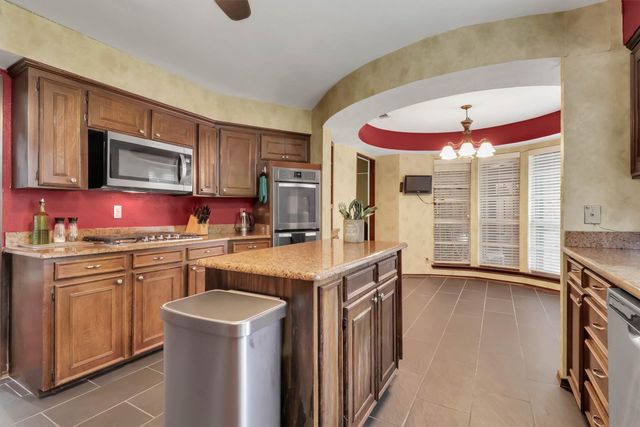1414 British Boulevard, Grand Prairie, TX 75050