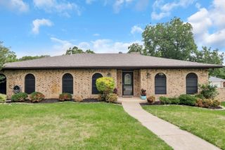 1414 British Boulevard, Grand Prairie, TX 75050