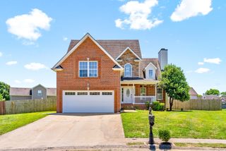 1336 Southwood Ct, Clarksville, TN 37042