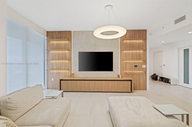 2200 N Ocean Blvd N504, Fort Lauderdale, FL 33305