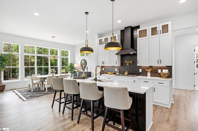 100 Pinelands Place, Travelers Rest, SC 29690