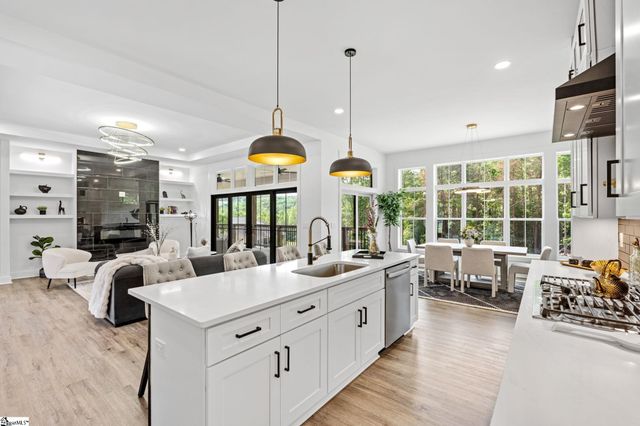 100 Pinelands Place, Travelers Rest, SC 29690