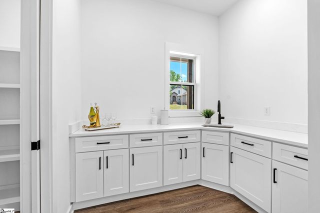 100 Pinelands Place, Travelers Rest, SC 29690