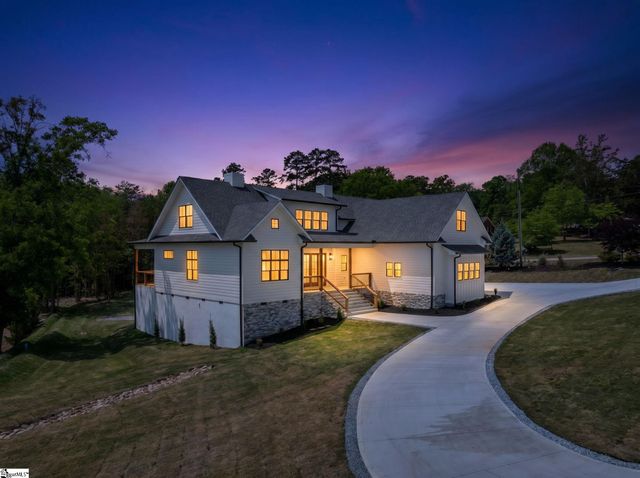 100 Pinelands Place, Travelers Rest, SC 29690