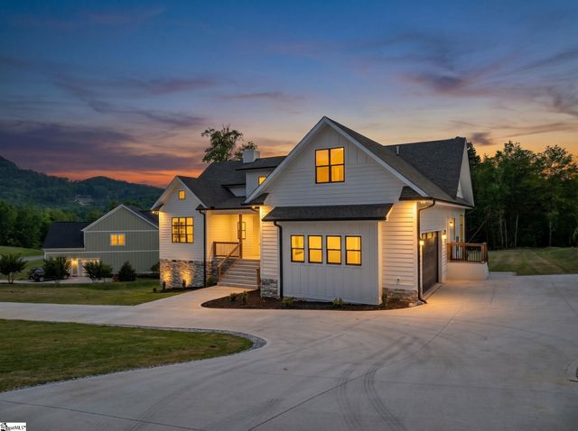 100 Pinelands Place, Travelers Rest, SC 29690