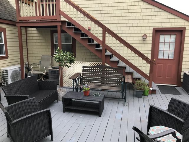28 Broadway A, Newport, RI 02840
