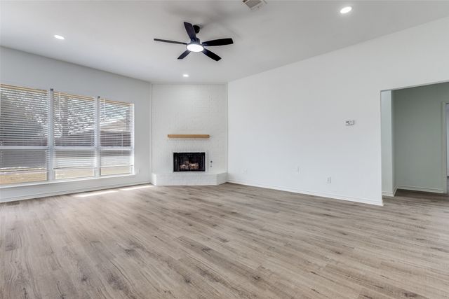 15803 Appaloosa Drive, Frisco, TX 75035