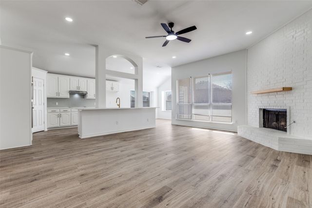 15803 Appaloosa Drive, Frisco, TX 75035