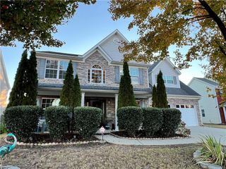 789 Roxholly Lane, Buford, GA 30518