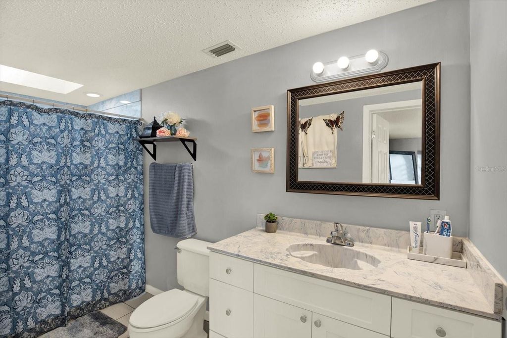 Image 11 of property listing at 5609 QUIST DRIVE, Port Richey, FL 34668