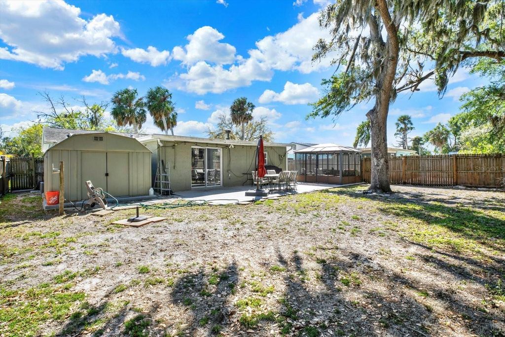 Image 16 of property listing at 5609 QUIST DRIVE, Port Richey, FL 34668