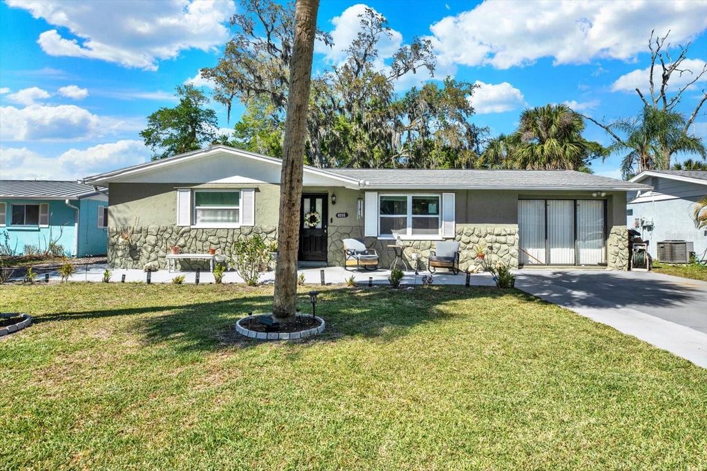 Image 18 of property listing at 5609 QUIST DRIVE, Port Richey, FL 34668