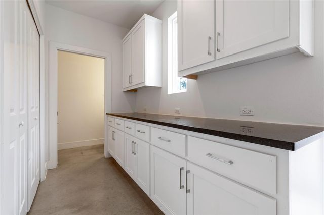 1145 Shady LN 1A, Austin, TX 78721