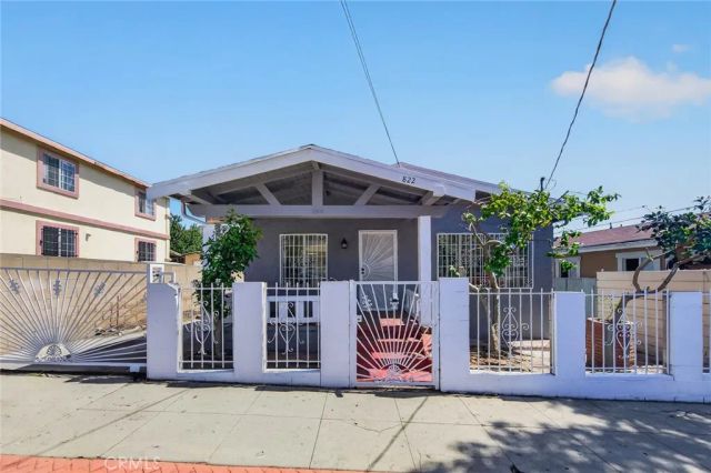 822 N Fickett, Los Angeles, CA 90033