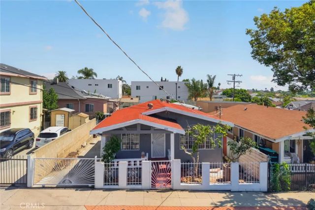 822 N Fickett, Los Angeles, CA 90033