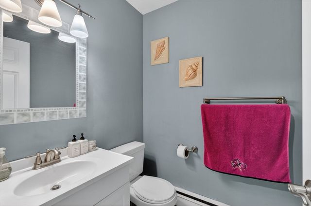 16A Burghardt St, Worcester, MA 01604