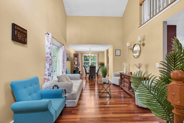 16A Burghardt St, Worcester, MA 01604