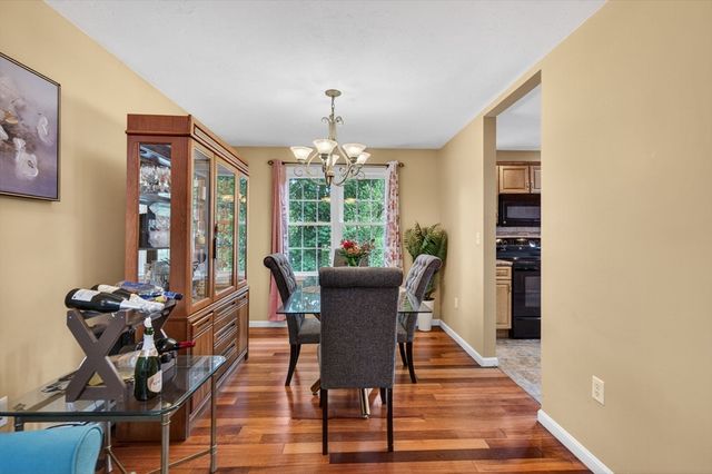 16A Burghardt St, Worcester, MA 01604