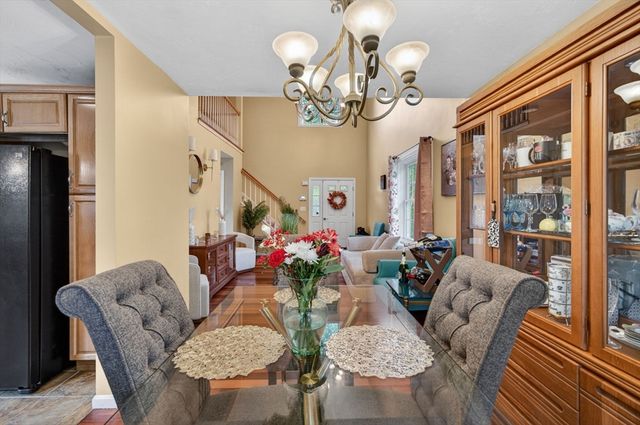 16A Burghardt St, Worcester, MA 01604