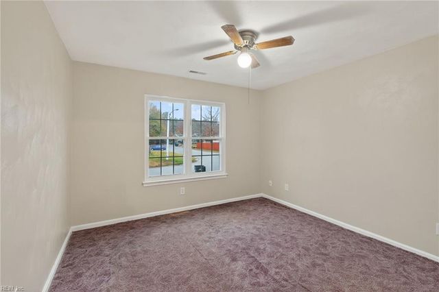 137 Kristen LN, Suffolk, VA 23434