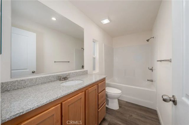 1025 Martin 2, Lakeport, CA 95453