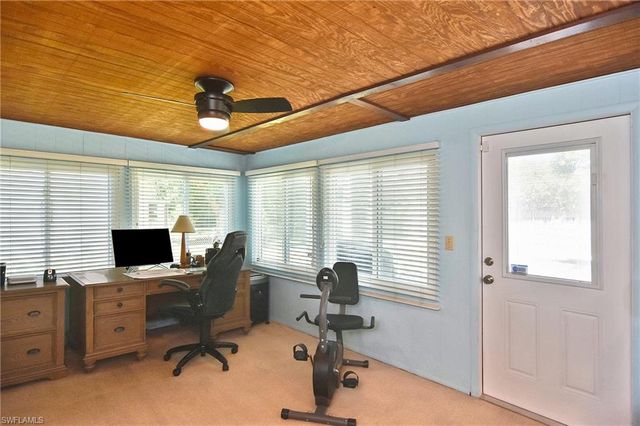 1319 SE 33rd TER, Cape Coral, FL 33904