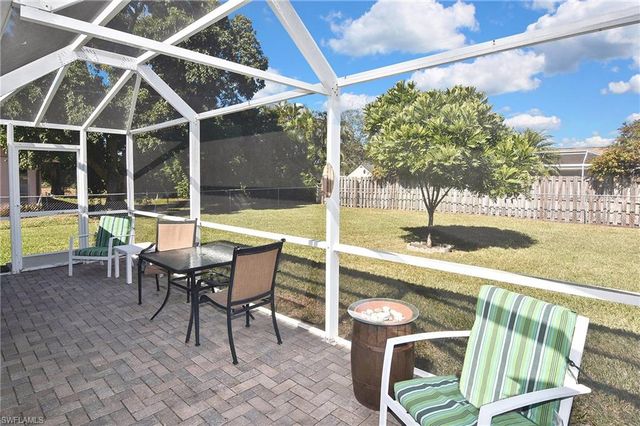 1319 SE 33rd TER, Cape Coral, FL 33904