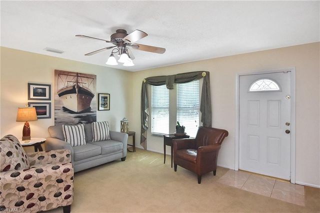 1319 SE 33rd TER, Cape Coral, FL 33904