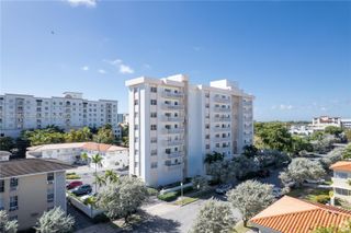 22 Salamanca Avenue 806, Coral Gables, FL 33134