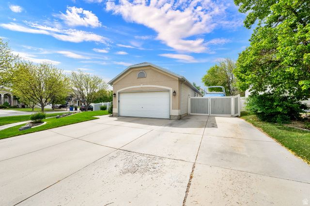 5949 W FRAGRANT LN, Herriman, UT 84096