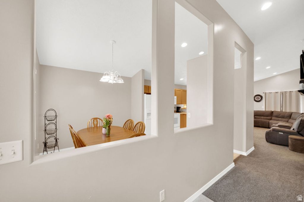 Image 6 of property listing at 5949 W FRAGRANT LN, Herriman, UT 84096