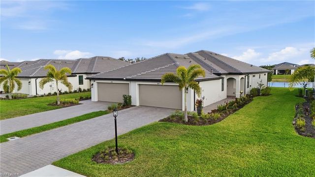 19545 Hinkley DR, Estero, FL 33928