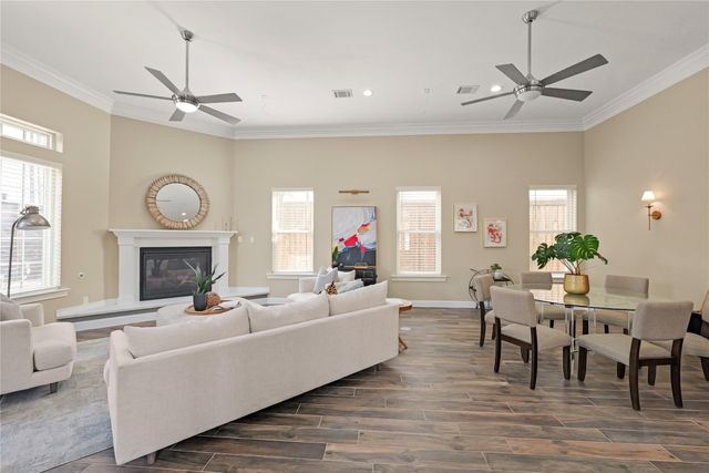 1148 Du Barry Lane, Houston, TX 77018