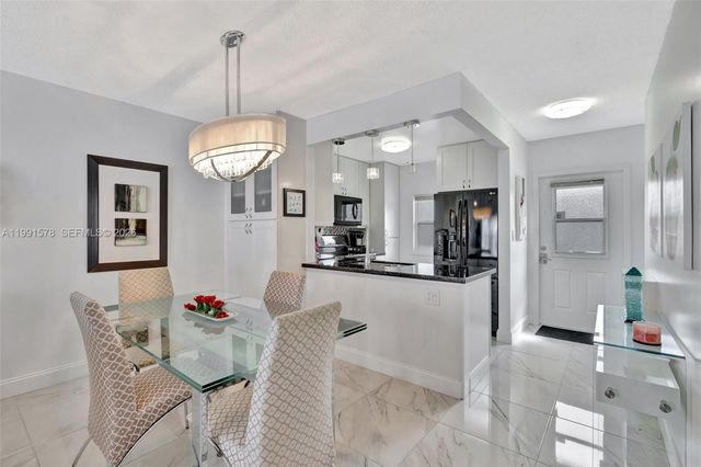 4705 NW 35th Street 501, Lauderdale Lakes, FL 33319
