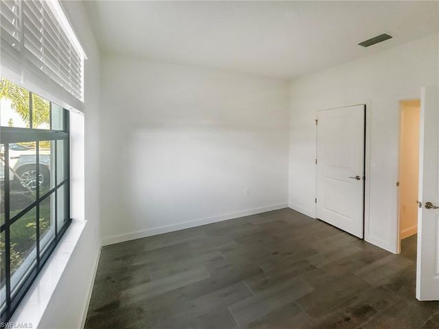 18347 Ridgeline DR, Estero, FL 33928