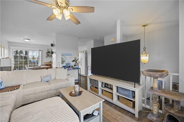 5134 Hortense LN, Cape Charles, VA 23310