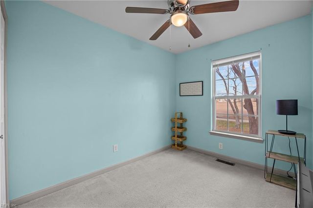 5134 Hortense LN, Cape Charles, VA 23310