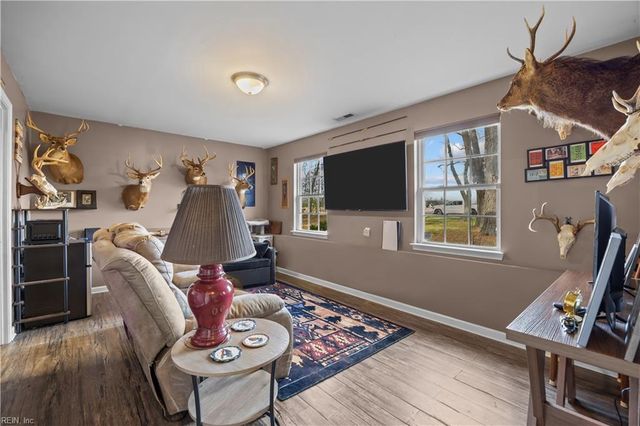 5134 Hortense LN, Cape Charles, VA 23310