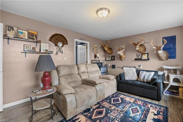 5134 Hortense LN, Cape Charles, VA 23310