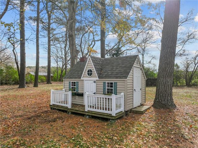 5134 Hortense LN, Cape Charles, VA 23310