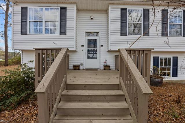 5134 Hortense LN, Cape Charles, VA 23310