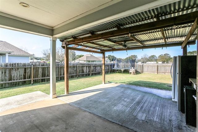 412 Derouen Street, Welsh, LA 70591