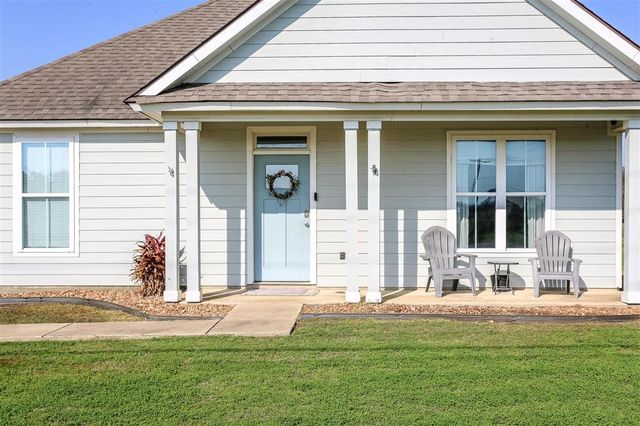 412 Derouen Street, Welsh, LA 70591